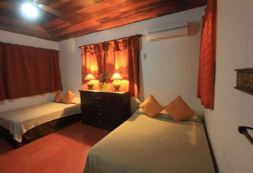 هتل Atlakamani Surfing Resort