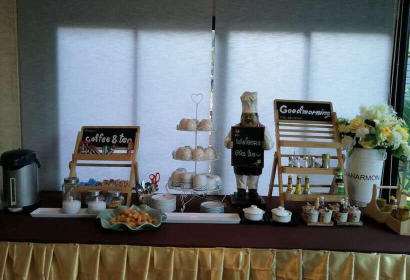 בית מלון כפרי Baan Amorn Resort