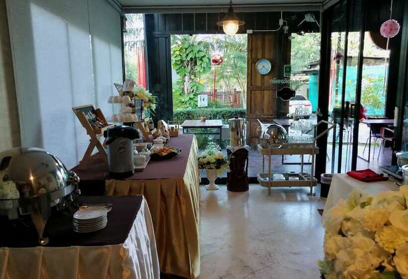 בית מלון כפרי Baan Amorn Resort