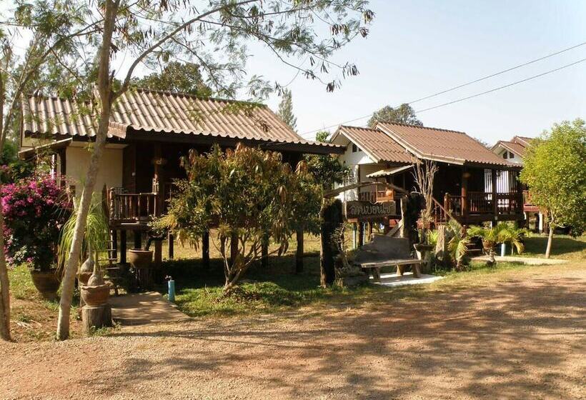 Szálloda Baan Suan Phetphraewa Resort