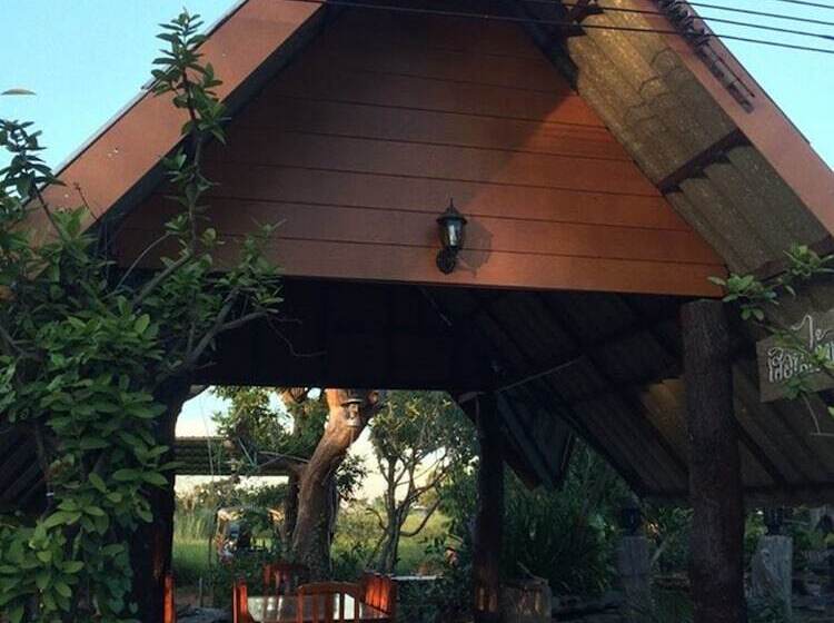 Hotel Baan Suan Phetphraewa Resort