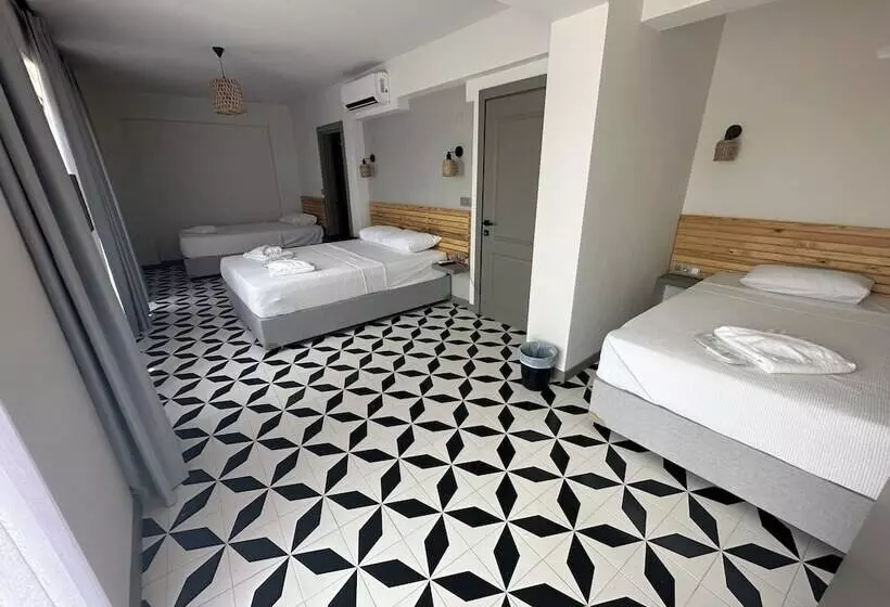 هتل Bozcaada Arcadia