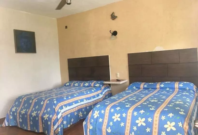 Hotelli Cabañas Marias