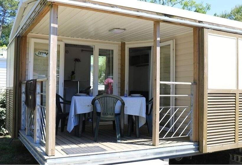 בית מלון כפרי Camping La Palmyre Estanquet