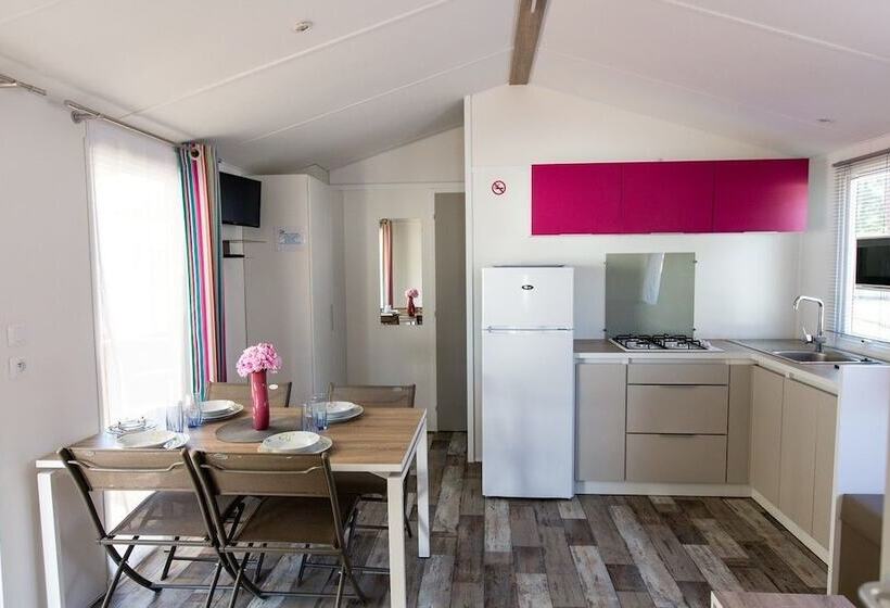 בית מלון כפרי Camping La Palmyre Estanquet