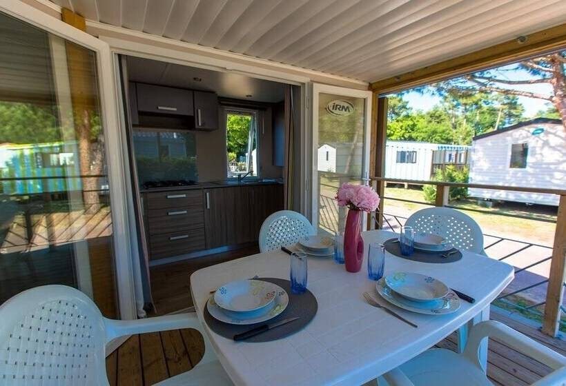 בית מלון כפרי Camping La Palmyre Estanquet