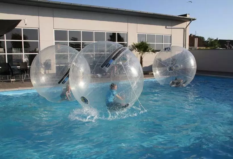 ホテル First Camp Bøjden Strand