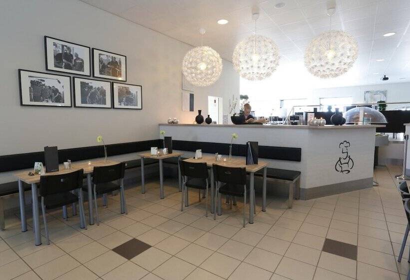 فندق First Camp Bøjden Strand