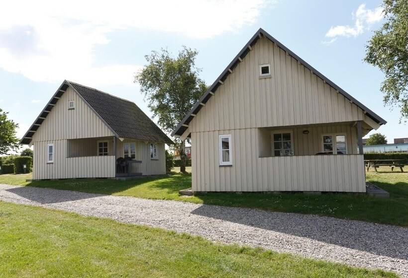 فندق First Camp Bøjden Strand