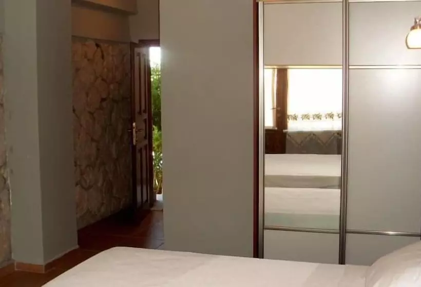 ホテル Nemrut Kervansaray