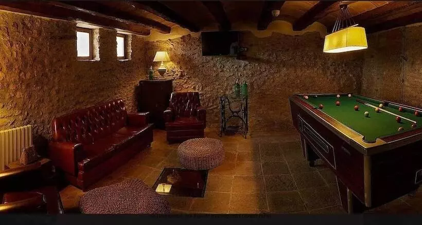 Maaseutuhotelli Mas Llagostera