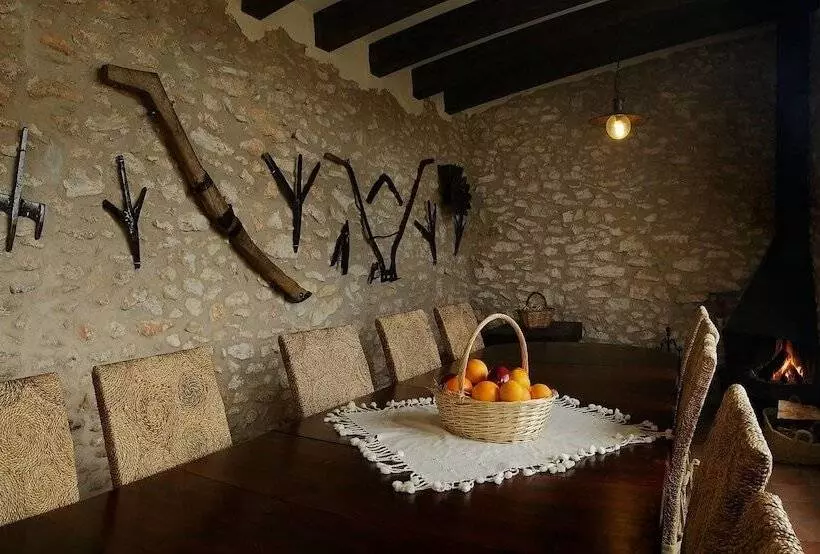 Maaseutuhotelli Mas Llagostera