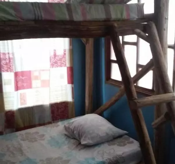 Lunas Hostel