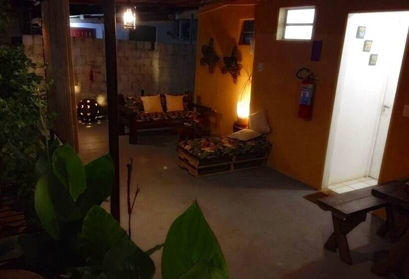 پانسیون Aloha Suites