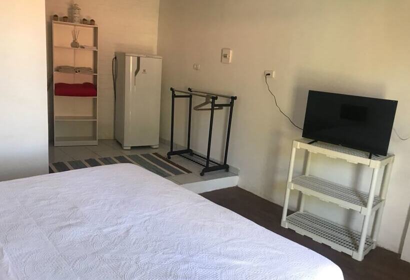 پانسیون Aloha Suites