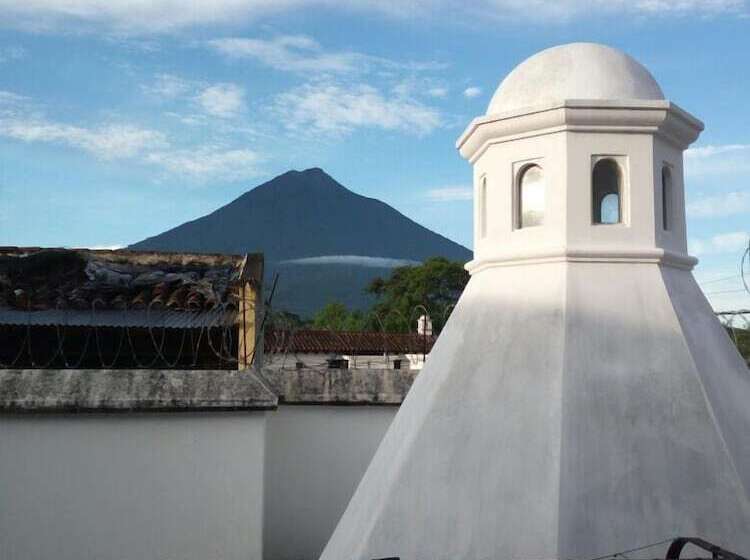 پانسیون Casa Alina