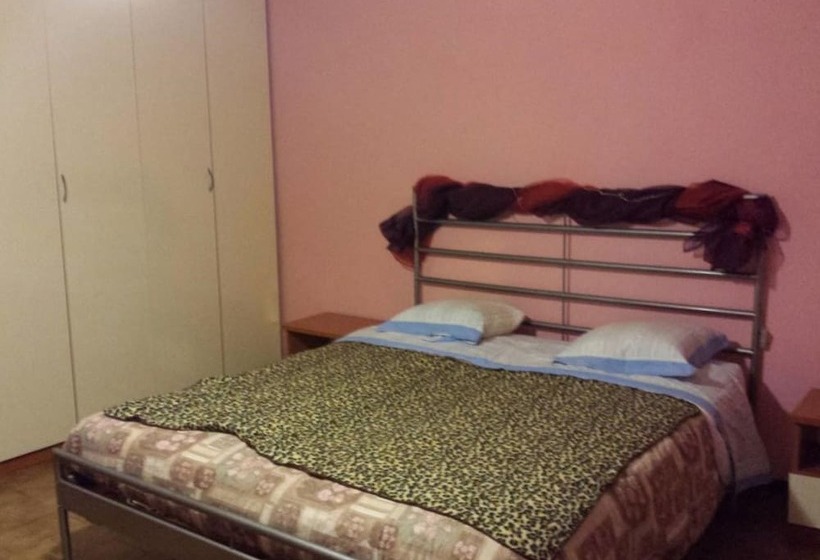 פנסיון Casa Collecchio