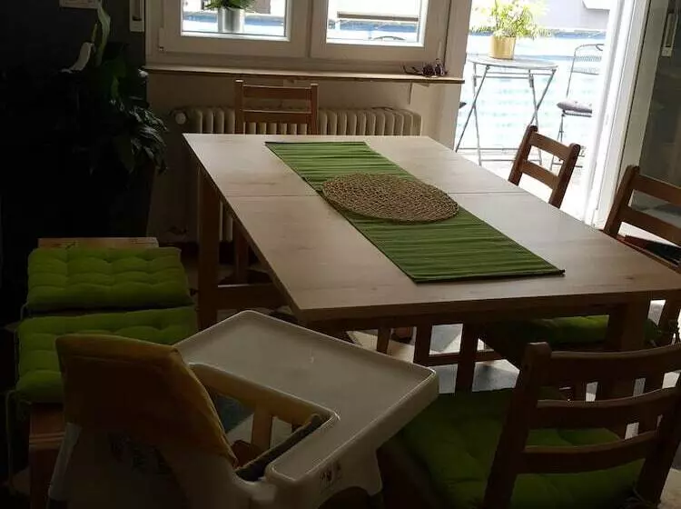 ペンション Gästehaus Am Schloss Sayn