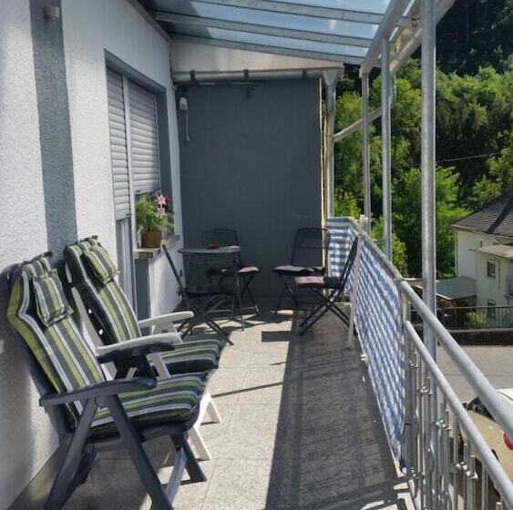 ペンション Gästehaus Am Schloss Sayn