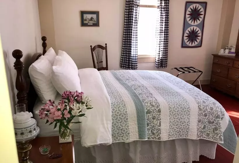 Majatalo Spring Hill Inn