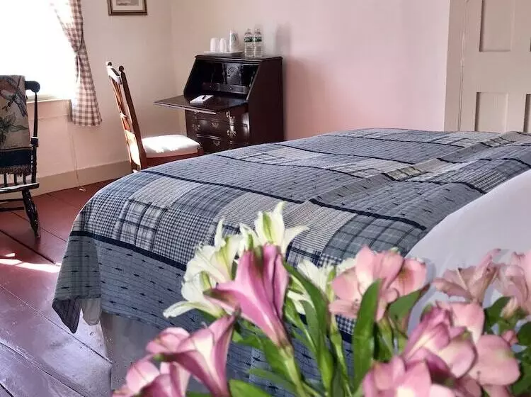 Majatalo Spring Hill Inn