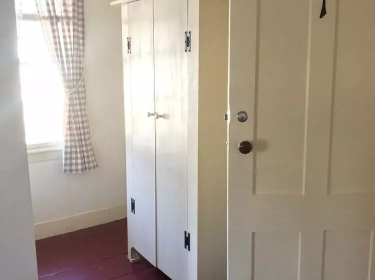 Majatalo Spring Hill Inn