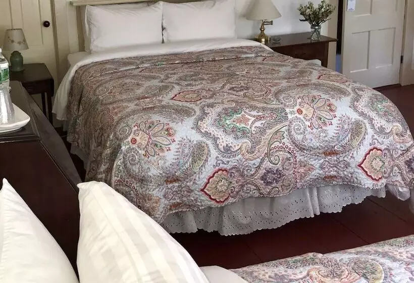 Majatalo Spring Hill Inn