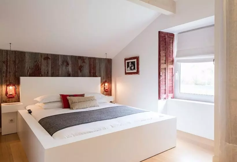 Aamiaismajoitus (B&B) Ferme Elhorga