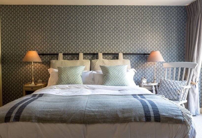 客栈  The Lion Wendlebury