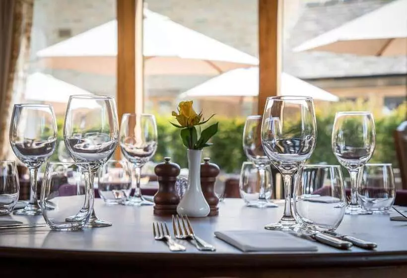 Hostelli The Lion Wendlebury