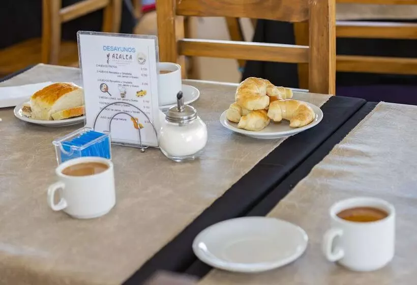 Hotelli Azalea Luxury Lodge