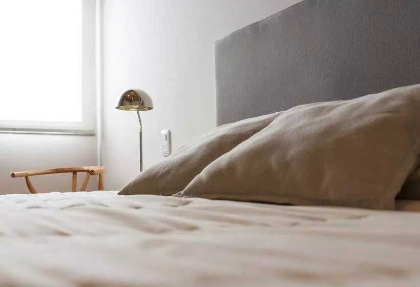 Hotelli Azalea Luxury Lodge