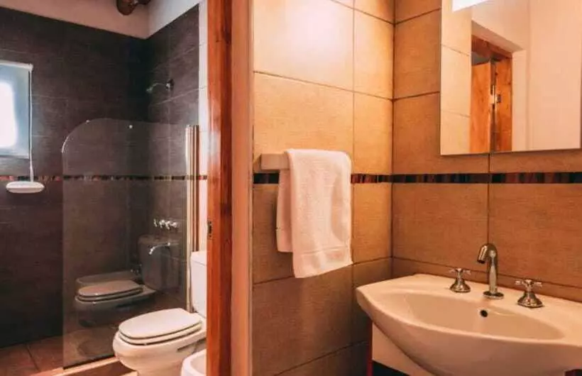 Hotelli Azalea Luxury Lodge