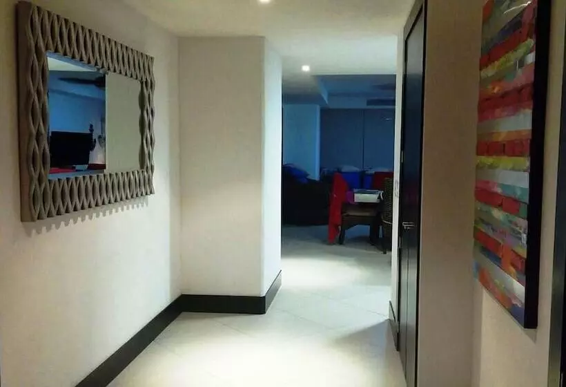 Hotelli Bay View Grand Marina 2br