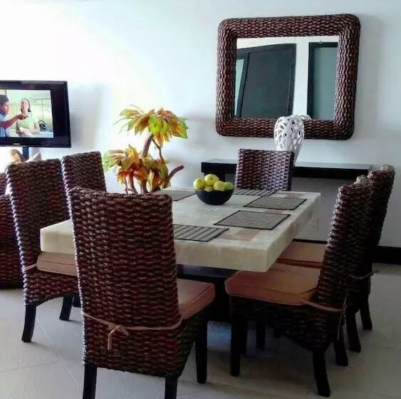 Hotelli Bay View Grand Marina 2br