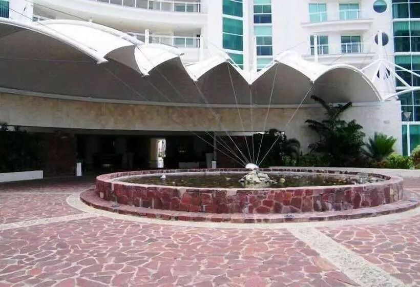 Hotelli Bay View Grand Marina 2br