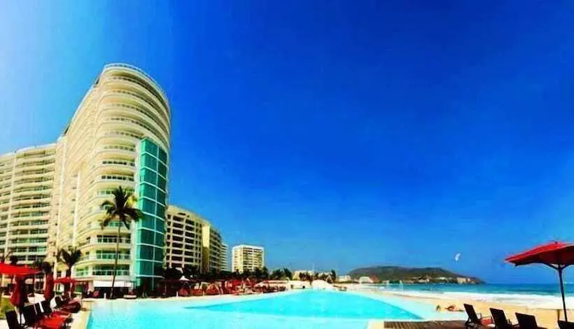 Hotelli Bay View Grand Marina 2br