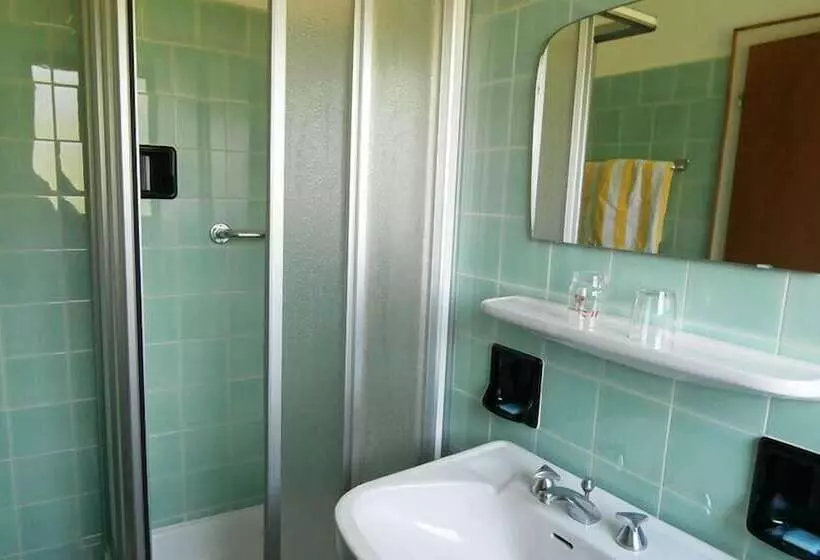 ホテル Garni Sunnwies