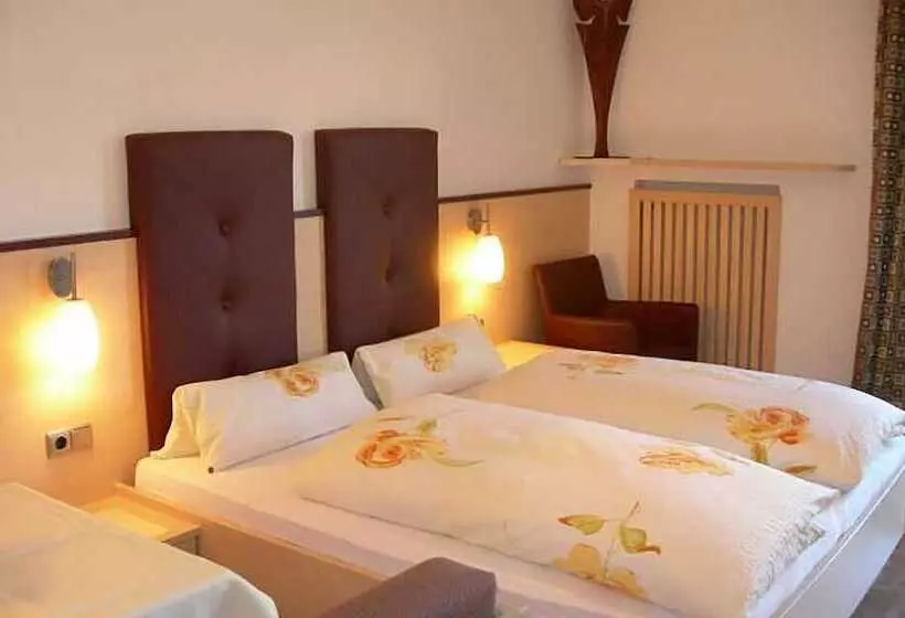 ホテル Garni Sunnwies