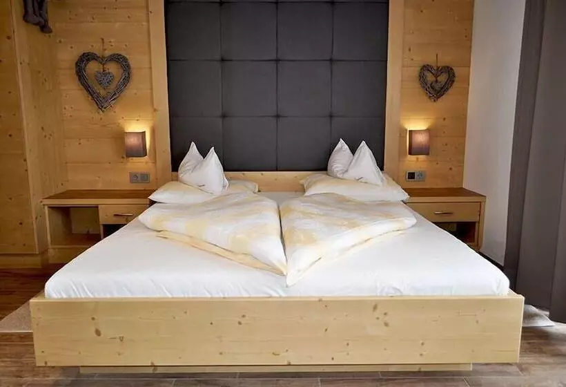 ホテル Garni Sunnwies