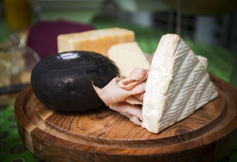 Otel Isilimela Game Lodge