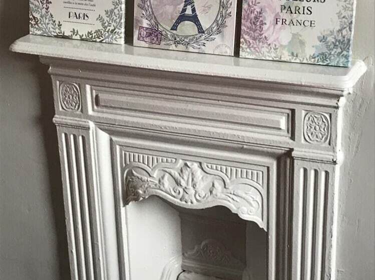 Отель Lowton Lodge