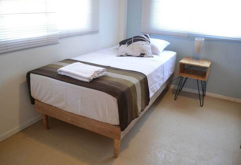 בית מלון כפרי Nao Beach House