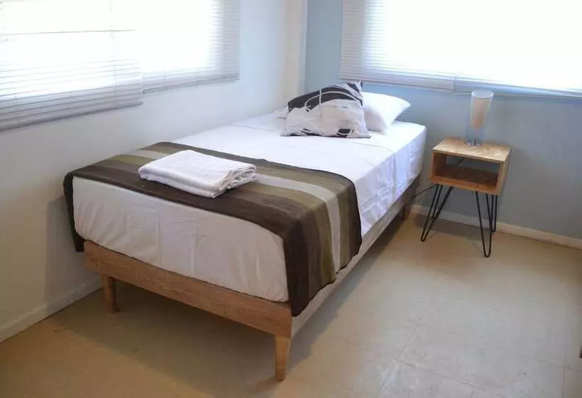 هتل Nao Beach House