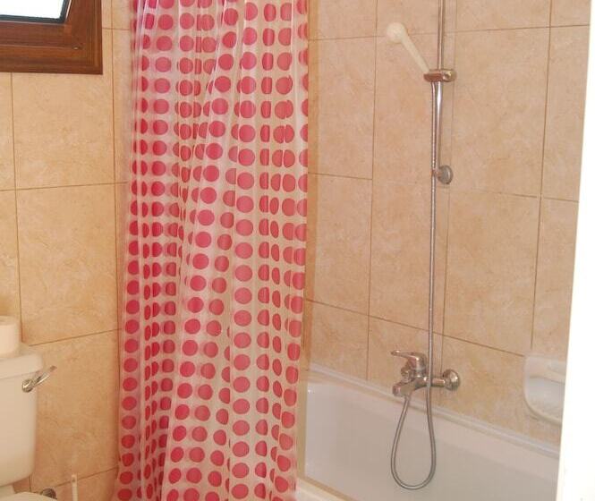 هتل Nicos & Olympia Apartments