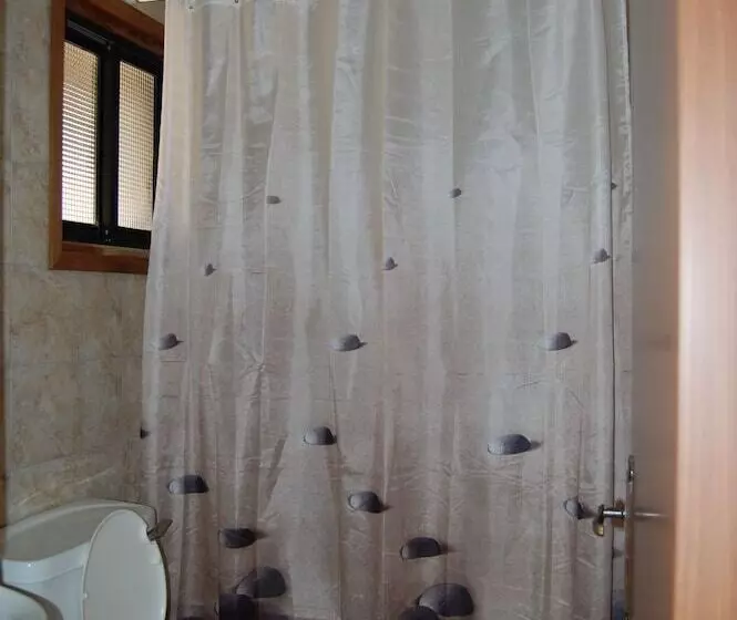 Hotelli Nicos & Olympia Apartments