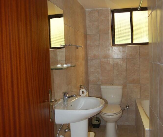 هتل Nicos & Olympia Apartments