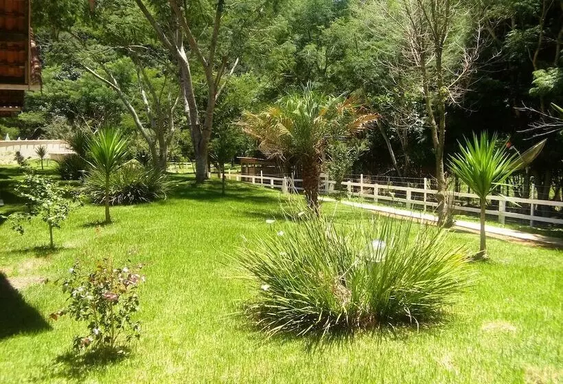 ホテル Pousada Villa Pinhal