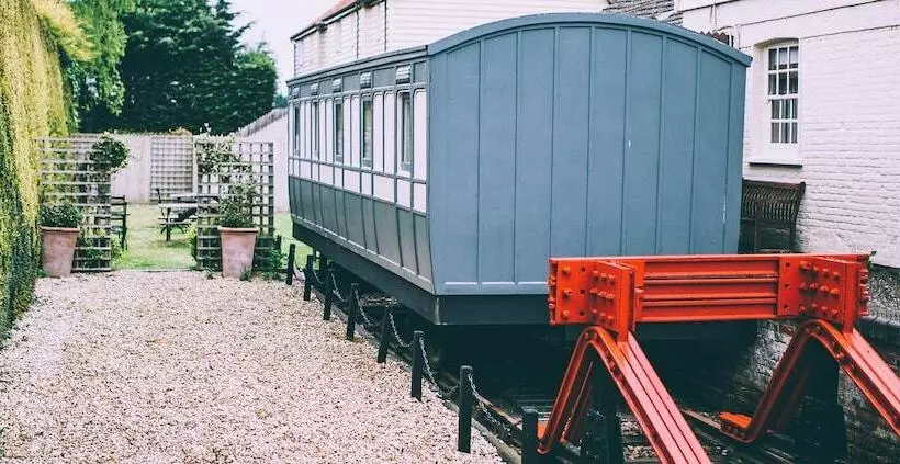 ホテル Railway House