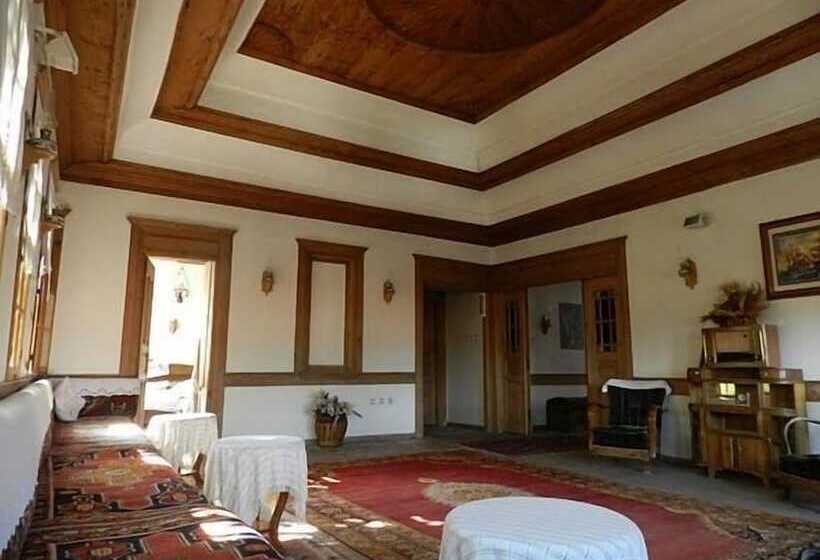 ホテル Selvili Kosk